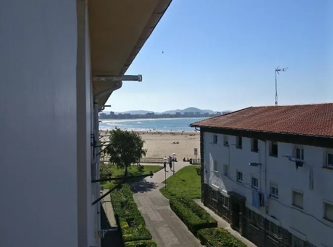 Laredo Primera Linea De Playa,Zona Puerto Deportivo