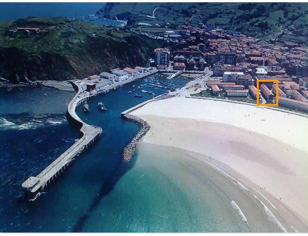 Primera Linea De Playa,zona Puerto Deportivo Laredo